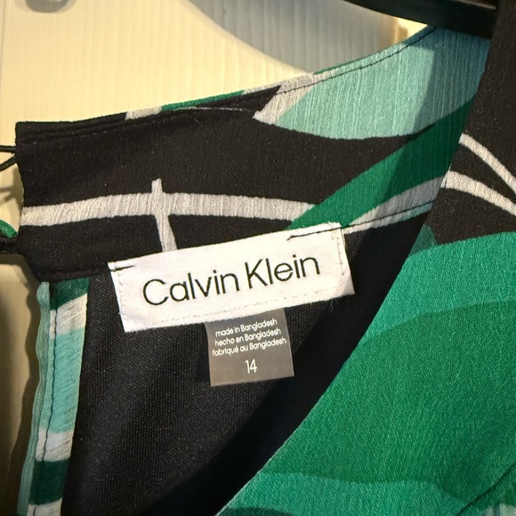 Calvin Klein Green and Black Leaf Maxi Dress - Picture 2 of 3